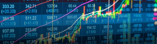 Díky vakcíně investoři vložili do akcií rekordní sumu
