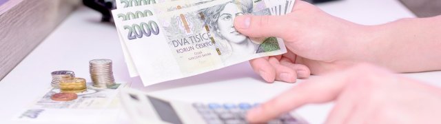 Lidé průměrně spotřebovávají 27 236 korun měsíčně