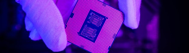 Řím chce přesvědčit Intel k postavení továrny na výrobu čipů