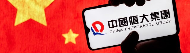 Majitel Evergrande prodal část akcií, aby získal hotovost na splácení dluhů