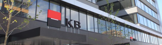 Komerční banka hlásí pokles čistého zisku