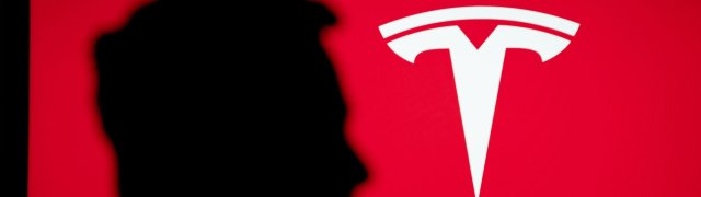 Akcionáři Tesly kývli na „bilionový“ balík pro Muska. Ten to ale nebude mít snadné