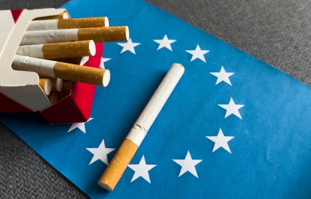 EU: Do pěti let zdražte cigarety alespoň na 200 korun