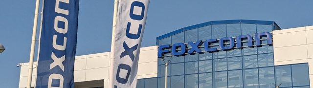 Tchajwanský Foxconn zvýšil zisk, naznačil možnou spolupráci s OpenAI
