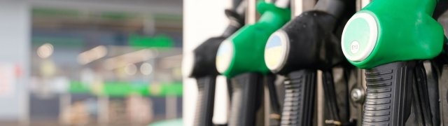 Benzin je v Česku nejlevnější od konce srpna, nafta od konce října