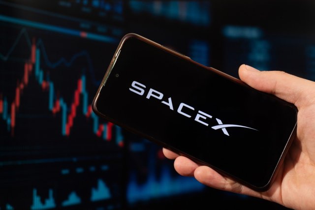 SpaceX vystřelí v příštích týdnech i do vašich portfolií