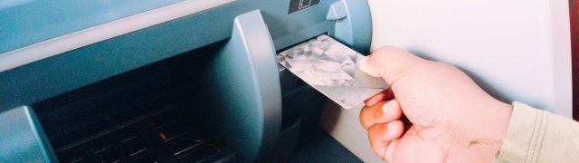 Úroková kalkulačka 2025: Jaké úroky nabízejí banky na spořicích účtech?
