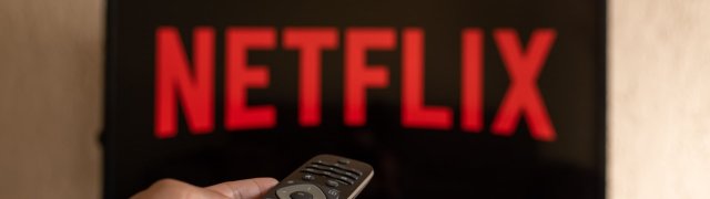 Netflix zvýšil tržby i zisk, výsledky zůstaly za očekáváním kvůli daňovému sporu