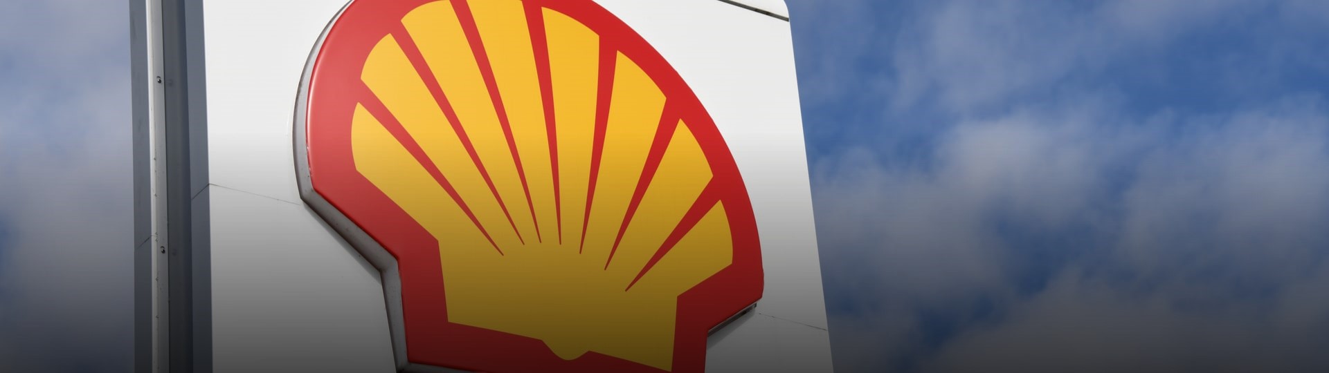 Shell zvýšil čtvrtletní zisk, navzdory nejistotě vyplatí i vyšší dividendu