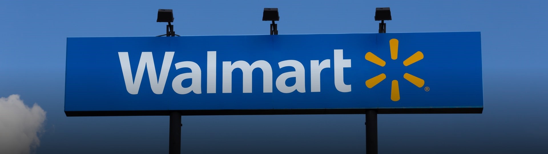 Walmart zvýšil čtvrtletní provozní zisk o 32 procent