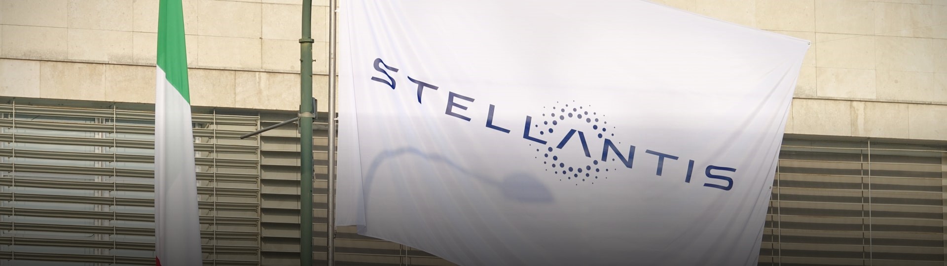 Stellantis od června 2023 zruší smlouvy s evropskými prodejci svých 14 značek