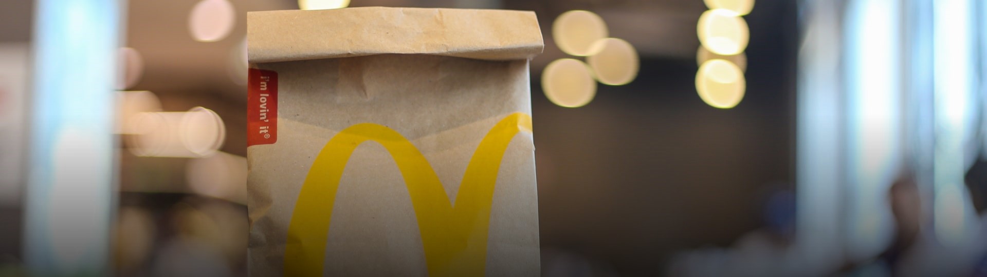 McDonald's prudce zvýšil čtvrtletní zisk, tržby překonaly očekávání analytiků