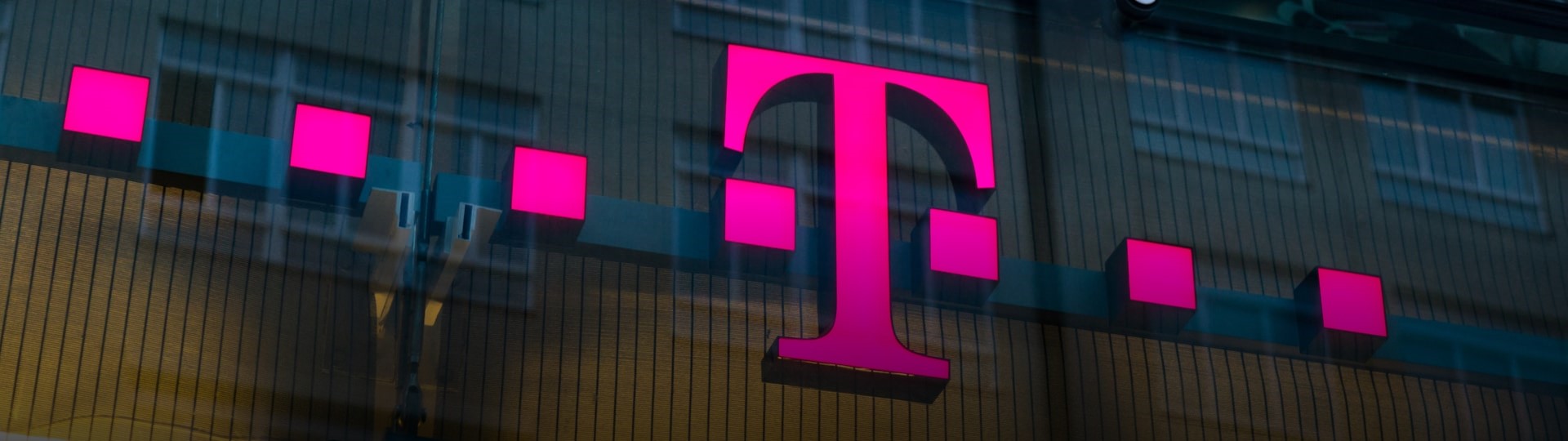 Deutsche Telekom prodala nizozemskou T-Mobile a zvedla podíl v T-Mobile US