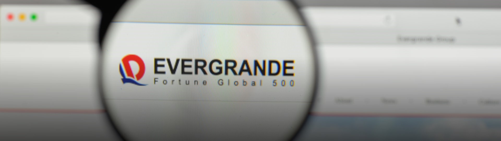Akcie čínské realitní společnosti Evergrande spadly nejníže od roku 2010