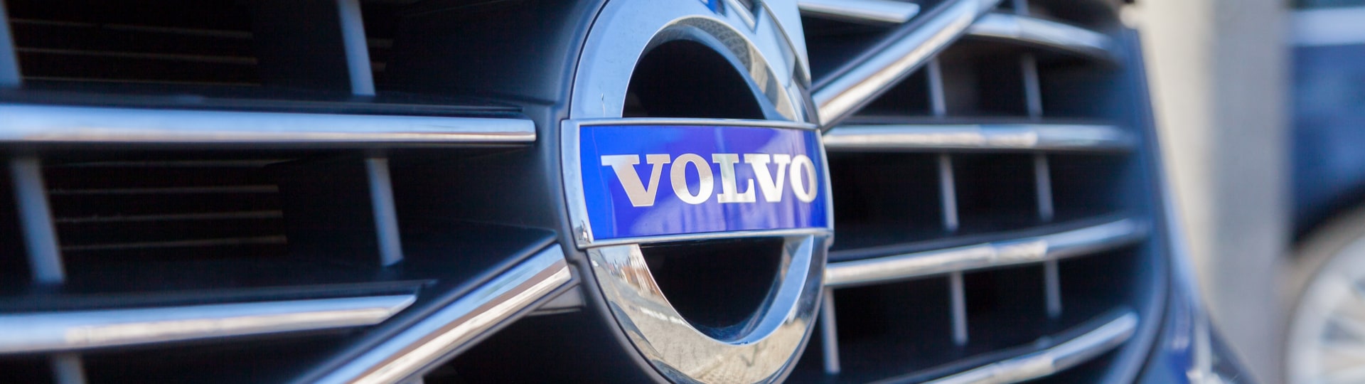 Cena akcií Volvo Cars bude při vstupu na burzu proti plánům nižší