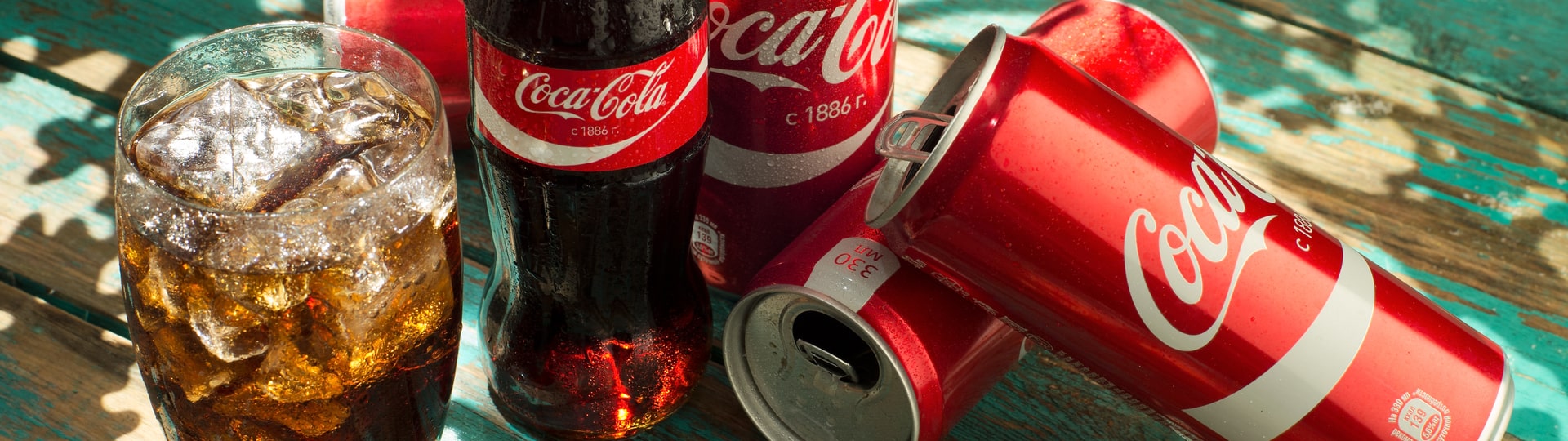 Zisk Coca-Coly díky oživení poptávky po pandemii vzrostl o 42 procent