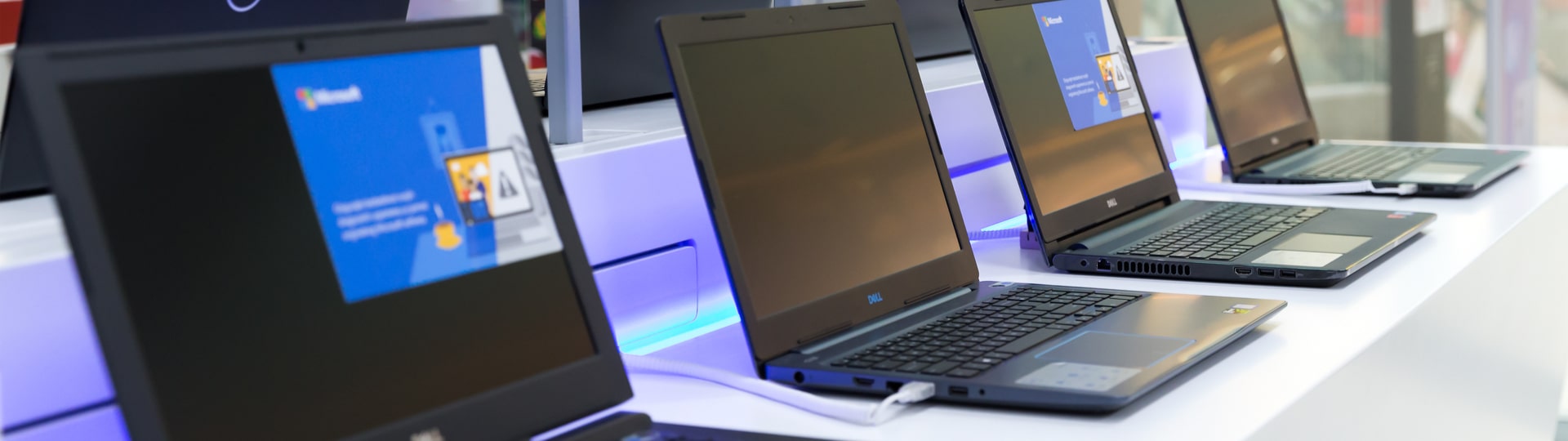 Zisk firem Dell a HP díky vysoké poptávce po počítačích výrazně vzrostl