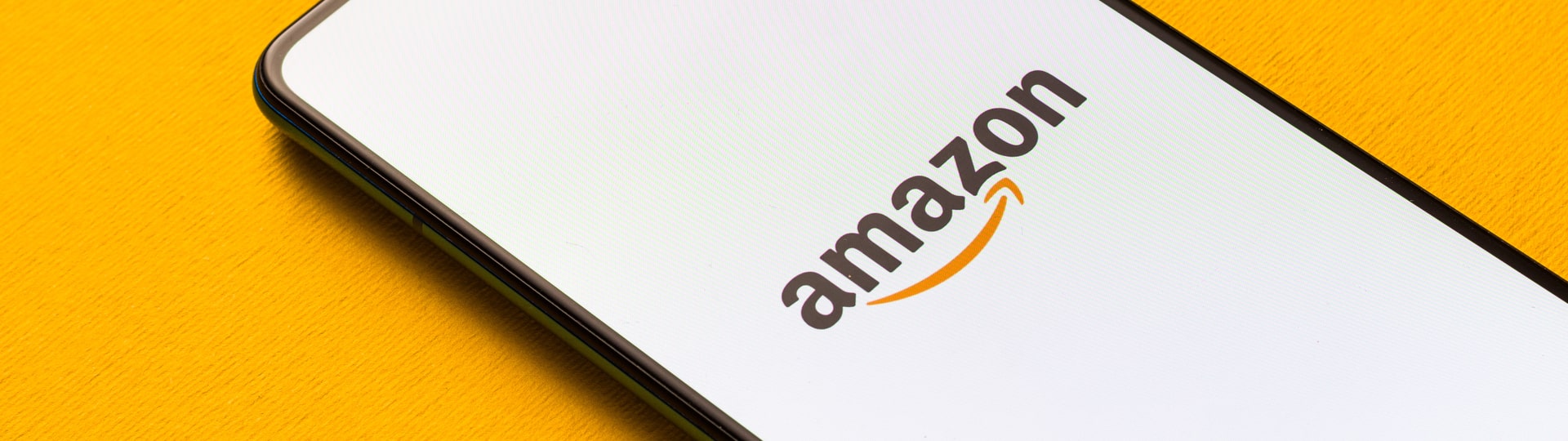 Amazon otevře obchod s módním oblečením, využije moderní technologie