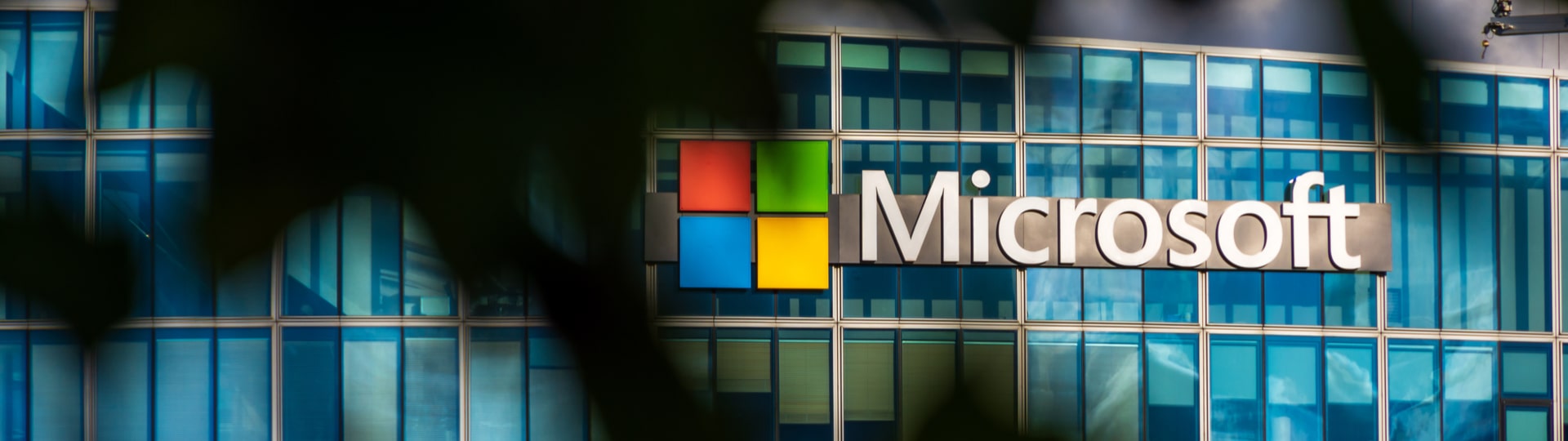 Microsoft zvýšil tržby i zisk o pětinu díky poptávce po cloudových službách