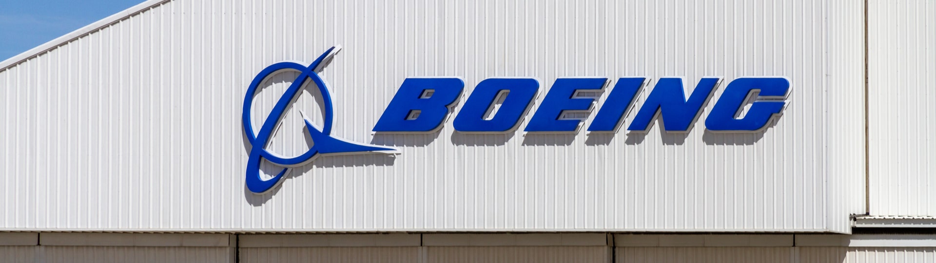 Boeing prohloubil ztrátu na 1,24 miliardy dolarů