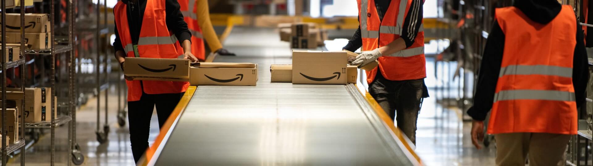 Amazon hodlá zrušit kolem 18.000 pracovních míst