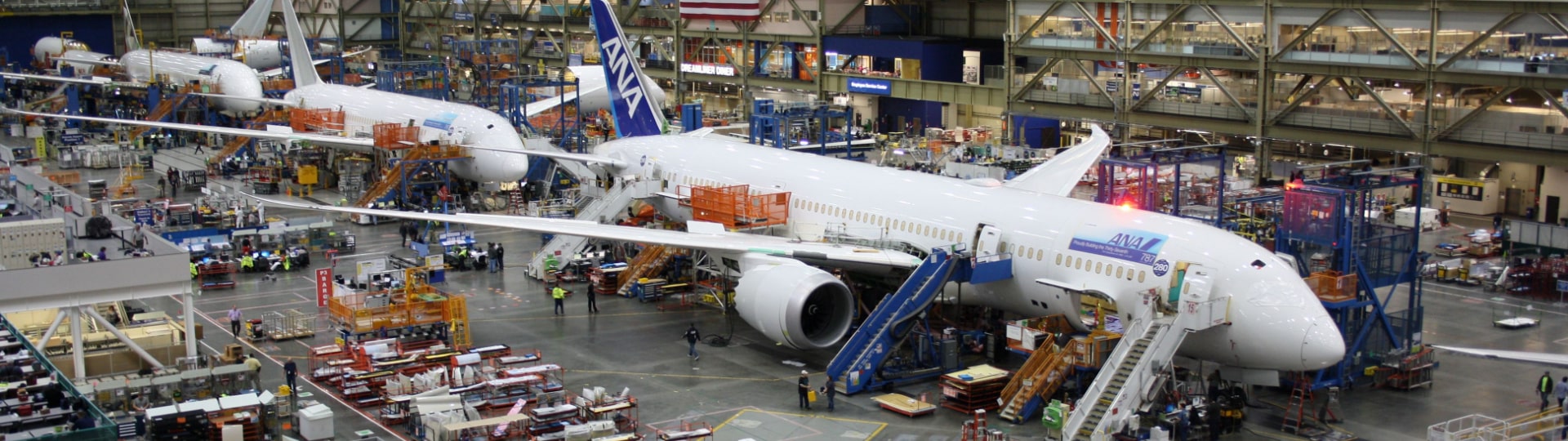 Boeing dodal ve čtvrtletí 130 letadel