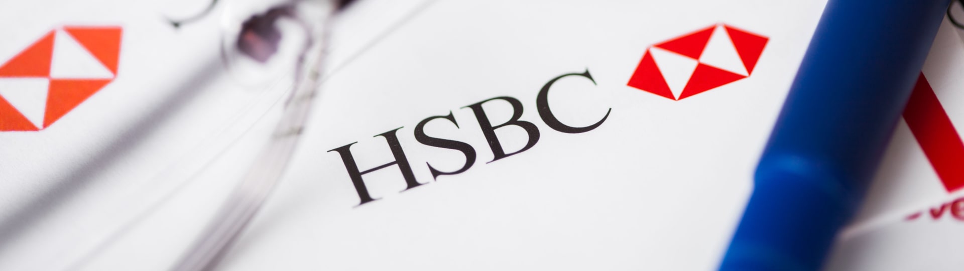 HSBC více než zdvojnásobila pololetní zisk